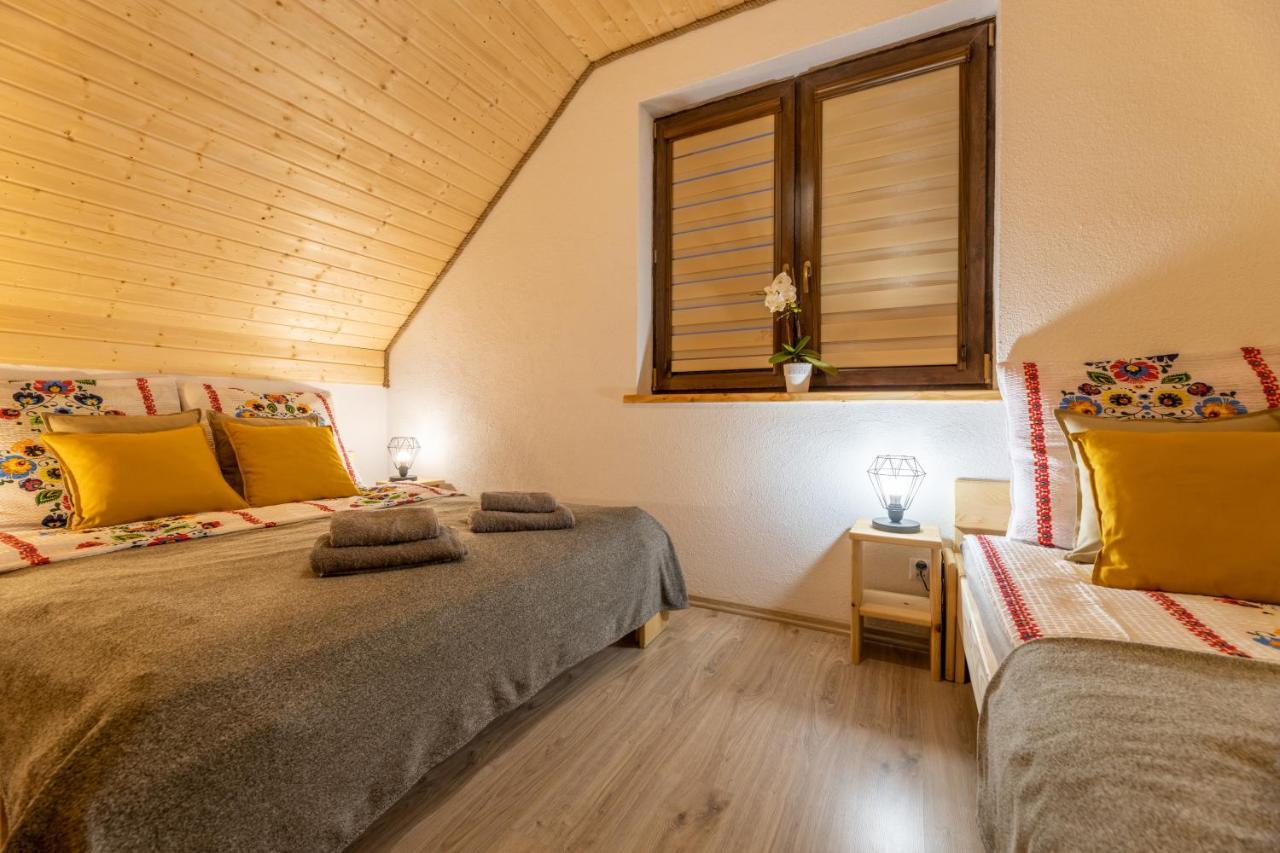 Domek Pod Holica 2 Bieszczady Ustrzyki Dolne Esterno foto